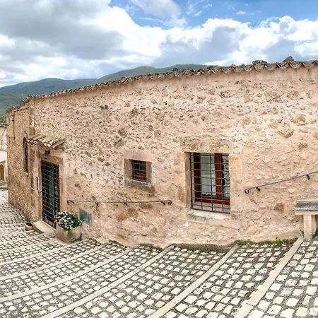 بيت للعطل La Tana Dei Conigli Navelli